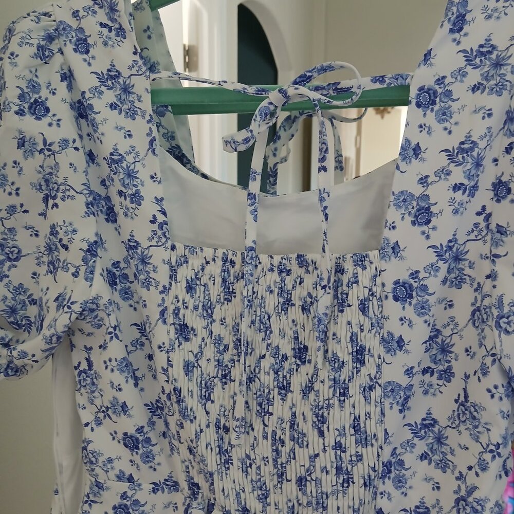 Beautiful NWOT Belle Poque Dress with Pockets size Medium - Picture 5 of 9